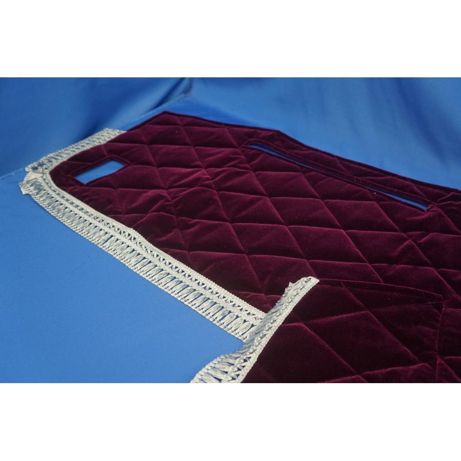 ファイブスターギガ　ダッシュマット　モケットキルト綿入り　ワイン ファイブスターギガ R2.1〜用 モケット ダッシュマット 綿入り