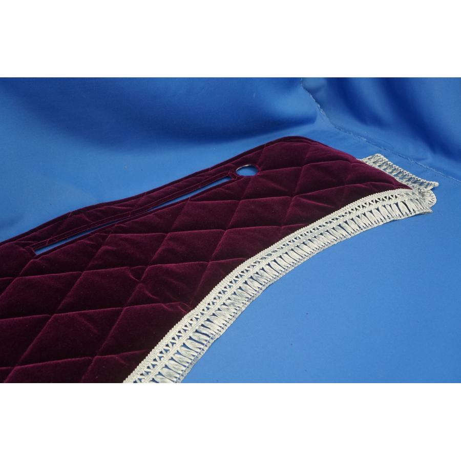 ファイブスターギガ　ダッシュマット　モケットキルト綿入り　ワイン ファイブスターギガ R2.1〜用 モケット ダッシュマット 綿入り