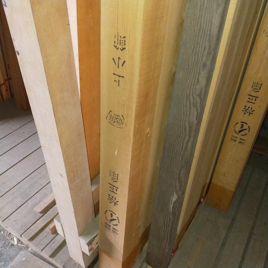 杉4寸柱　4,000mm 15〜20本 処分特価】杉板 4000×15×150ミリ 5枚入/ケース 節 未乾燥材【宅配便