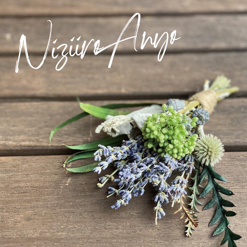 プティ 小さな スワッグ ドライフラワー と ブリザーブドフラワー 花束