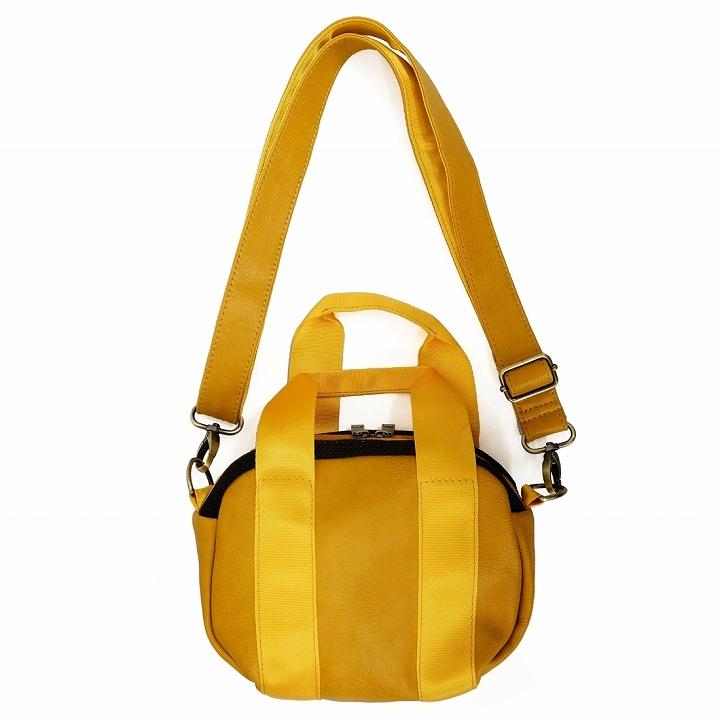 ブラック エコレザーショルダーバッグ ECCO Fortune レザーショルダーバッグ | ブラック