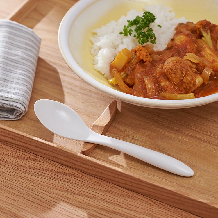 磁器のカレースプーン ホワイト 強化磁器 日本製 食洗機OK 丸み形状で食べやすい シンプルデザイン ｜ KEYUCA 磁器のカレースプーン ケユカ | KEYUCA | 03