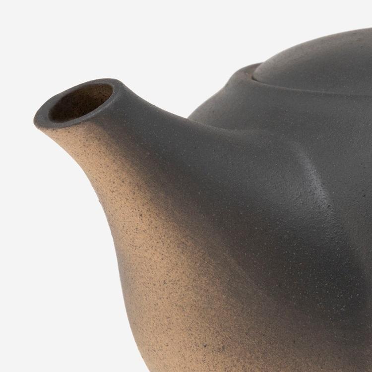 陶器 陶磁器 急焼 茶出し うつわ 焼き物 おしゃれ シンプル ｜ 【常滑焼】袋型急須  KEYUCA(ケユカ) | KEYUCA | 03