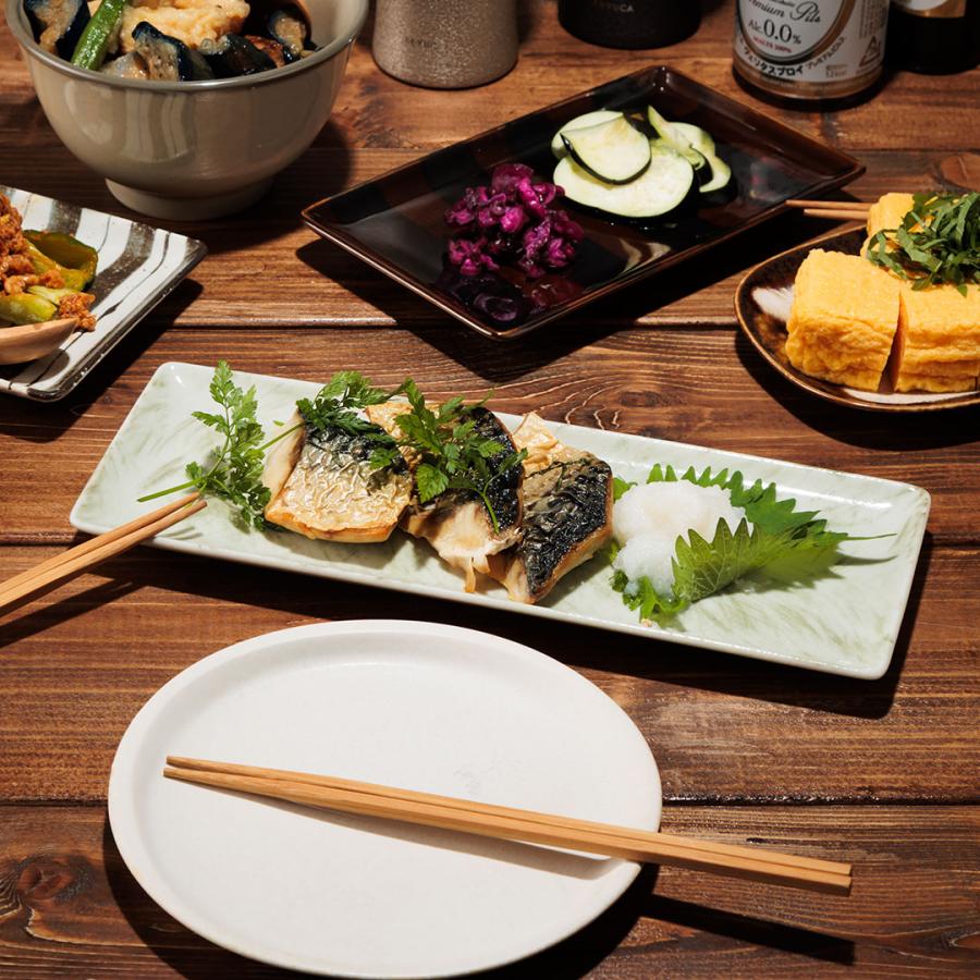 国産 魚皿 さんま皿 レンジOK 食洗機OK おしゃれ 手書き｜ 美濃焼 長皿29cm 笹  KEYUCA(ケユカ) | KEYUCA