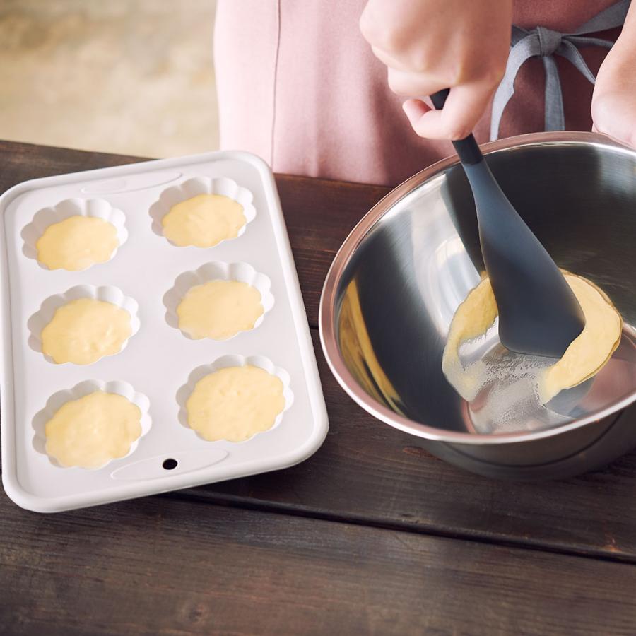 KEYUCA（ケユカ） Karim マフィンケーキ型 グレー シリコン製