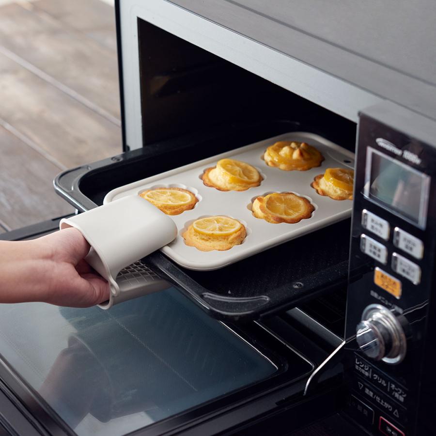 KEYUCA（ケユカ） Karim マフィンケーキ型 グレー シリコン製