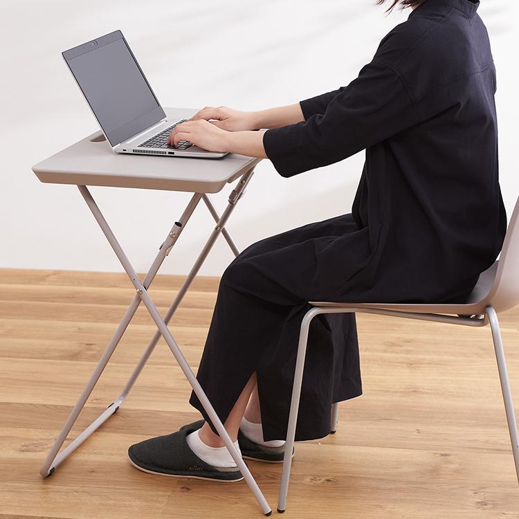 KEYUCA 折りたたみテーブル デスク 幅63cm 奥行53cm 机 折り畳み KEYUCA 折りたたみテーブル デスク 幅63cm 奥行53cm 机 折り畳み