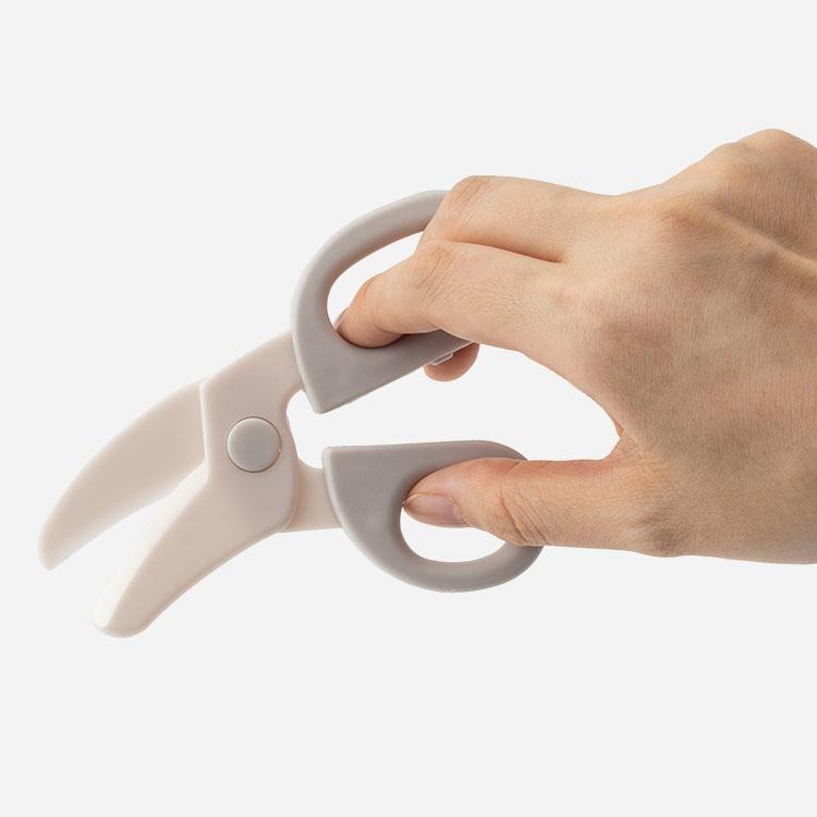 離乳食フードカッター ケース付き 携帯に便利 外出先でも使える ベビー用品 ｜ KEYUCA 離乳食フードカッター ケース付 ケユカ | KEYUCA | 04