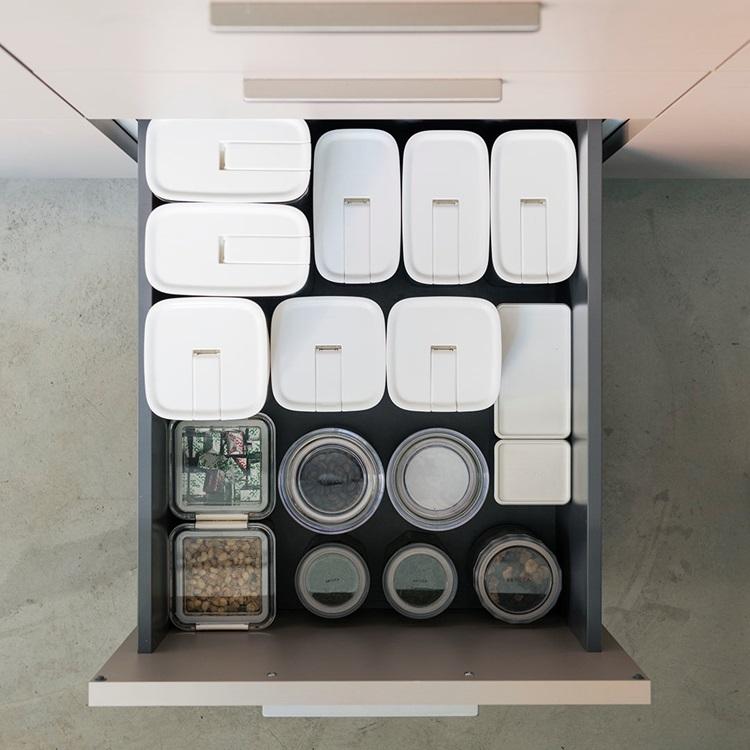 保存容器 調味料入れ 乾物入れ フードコンテナ シンプル 冷蔵庫 冷蔵庫収納｜ 楽に密閉キャニスター 10.5×16cm S  KEYUCA(ケユカ) | KEYUCA | 06