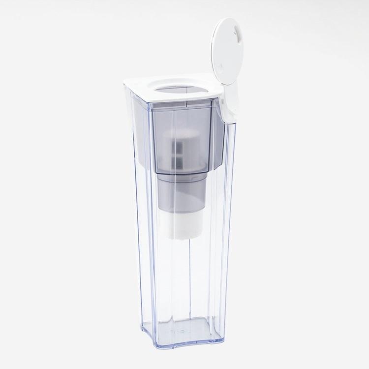 日本製 国産 浄水器 コンパクト スリム 軽量 カートリッジ付き｜ 片手で注げる浄水ポット0.9L  KEYUCA(ケユカ) (グッドプライス) | KEYUCA | 03