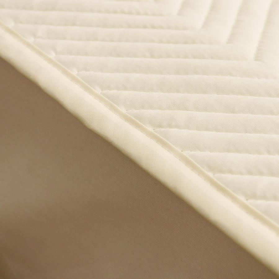 キルティング 寝具 取り付け簡単 強化ゴム 薄手 マットレス 汚れ防止 ｜ 洗濯機で洗えるベッドパッド ダブル KEYUCA(ケユカ) | KEYUCA | 11