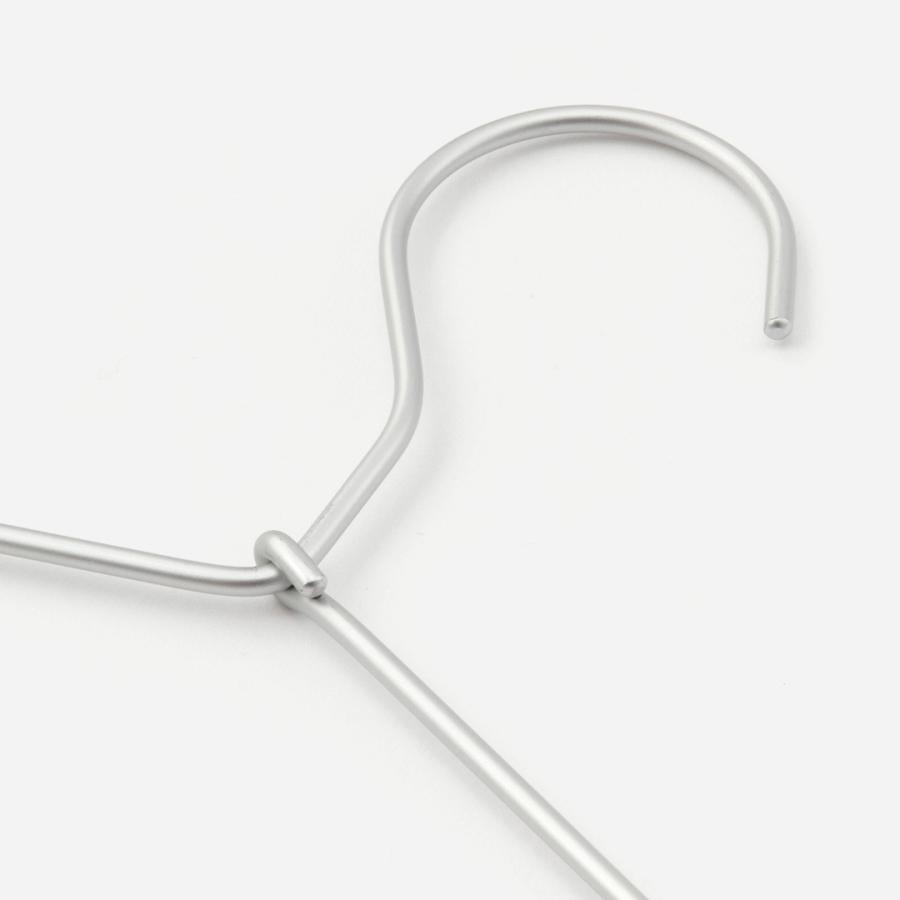 ハンガーセット 衣類ハンガー スリム[アルミハンガー バータイプ ひも掛け付シャツ・Tシャツ用 2本セット KEYUCA ケユカ](グッドプライス) | KEYUCA | 03