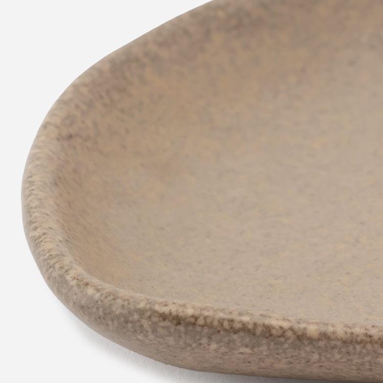 国産 長皿 おしゃれ 器 焼き魚 串焼き 刺身 和 プレート｜ 美濃焼 おぼろ釉半月皿  KEYUCA(ケユカ) | KEYUCA | 04