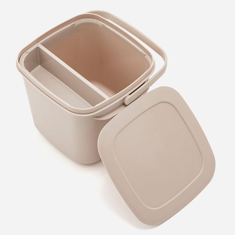 バケツ 蓋付き バスケット 掃除道具 おもちゃ収納 つけ置き フタ付き 目盛り付き[四角い収納バケツ 9L KEYUCA ケユカ] | KEYUCA | 02