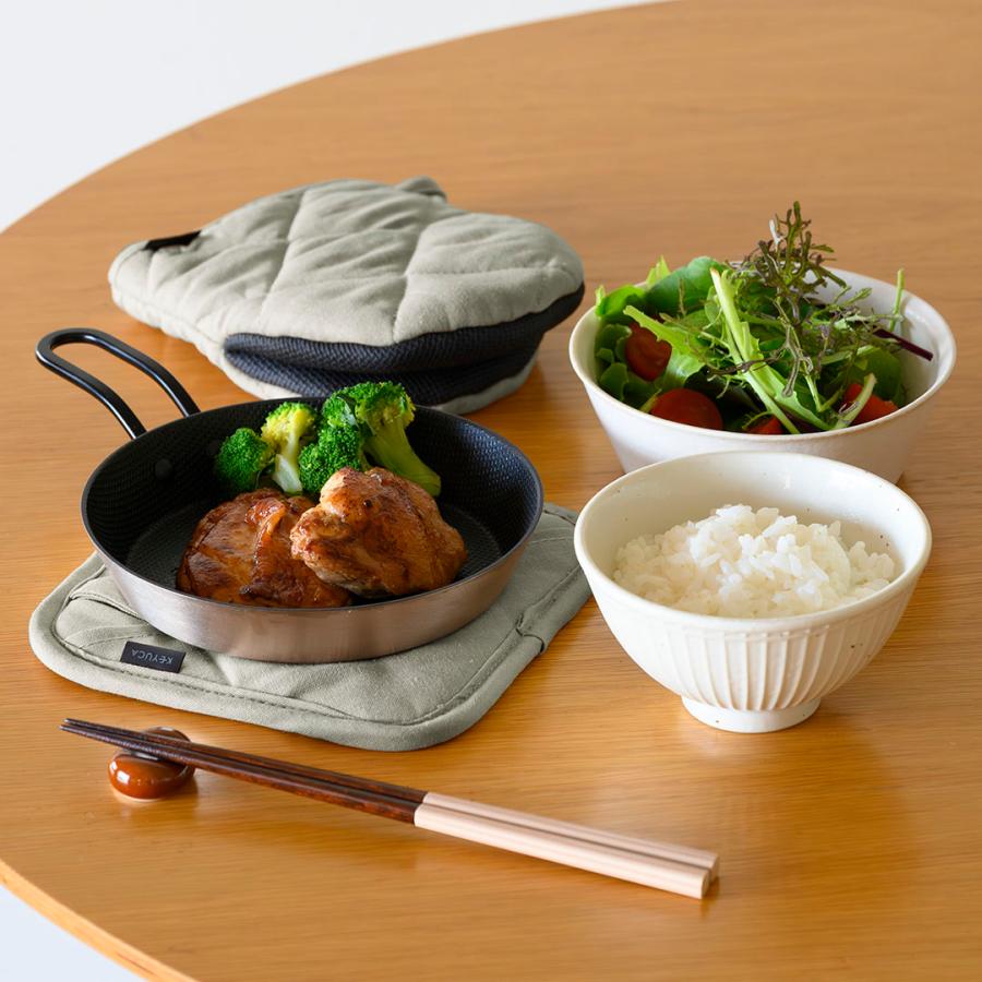 ペコクラブ 新品未開封　キッチン雑貨 鍋つかみ 鍋敷き KEYUCA（ケユカ） 鍋しき 鍋置き キッチン用品 テーブル用品 キッチン