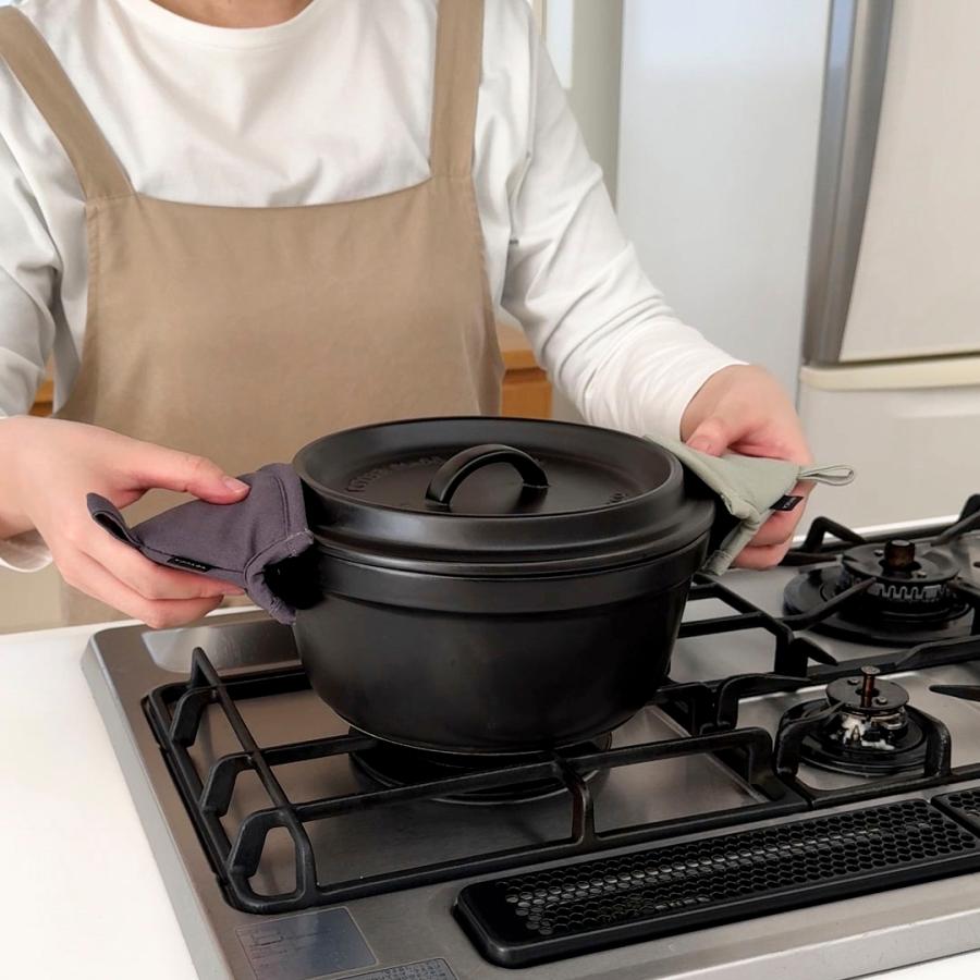 KEYUCA（ケユカ） ミトン 鍋つかみ 耐熱 三角 滑り止め オーブンミトン
