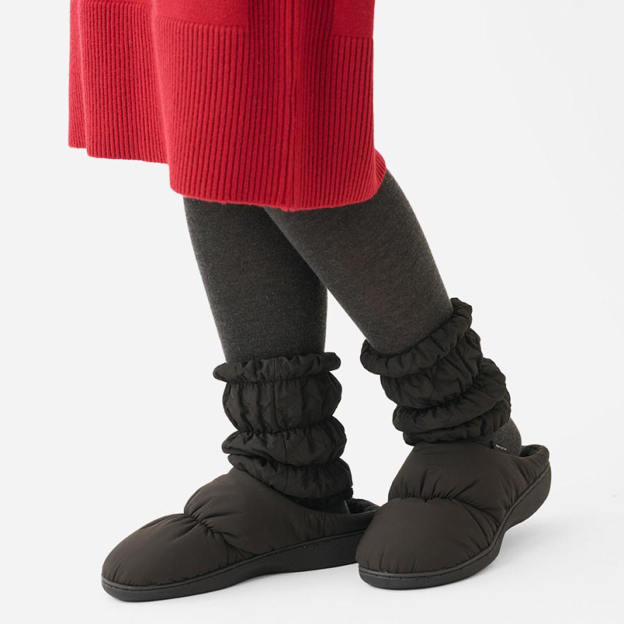 【QutieFrash】レッグウォーマー【未使用】 KEYUCA（ケユカ） 膝 ファスナー ベロア素材 三層構造 暖かい 撥水加工