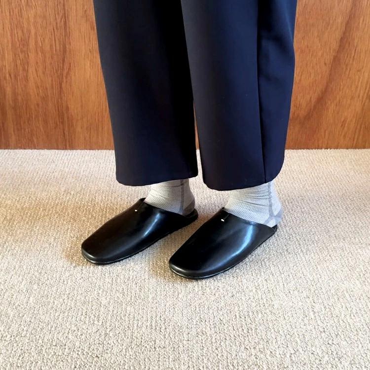 KEYUCA（ケユカ） スリッパ 室内履き フォーマル 上品 フェイクレザー