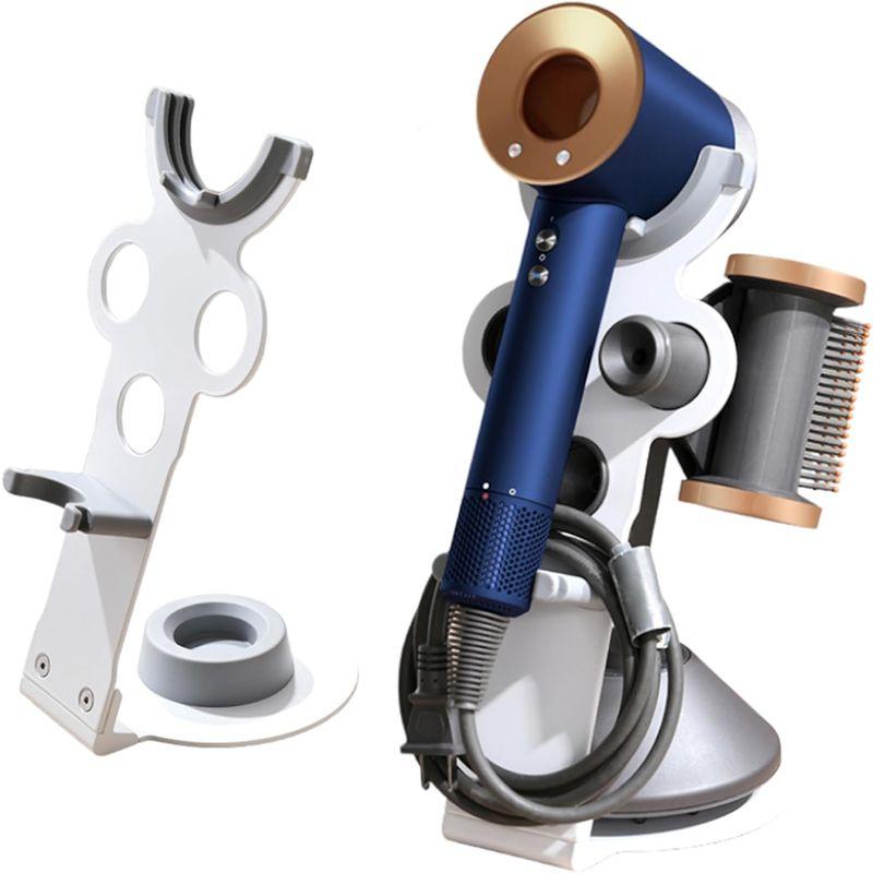 Dyson ヘアドライヤー 本体 収納ケース、アタッチメント4種類付き Dyson ヘアドライヤー 本体 収納ケース、アタッチメント4種類