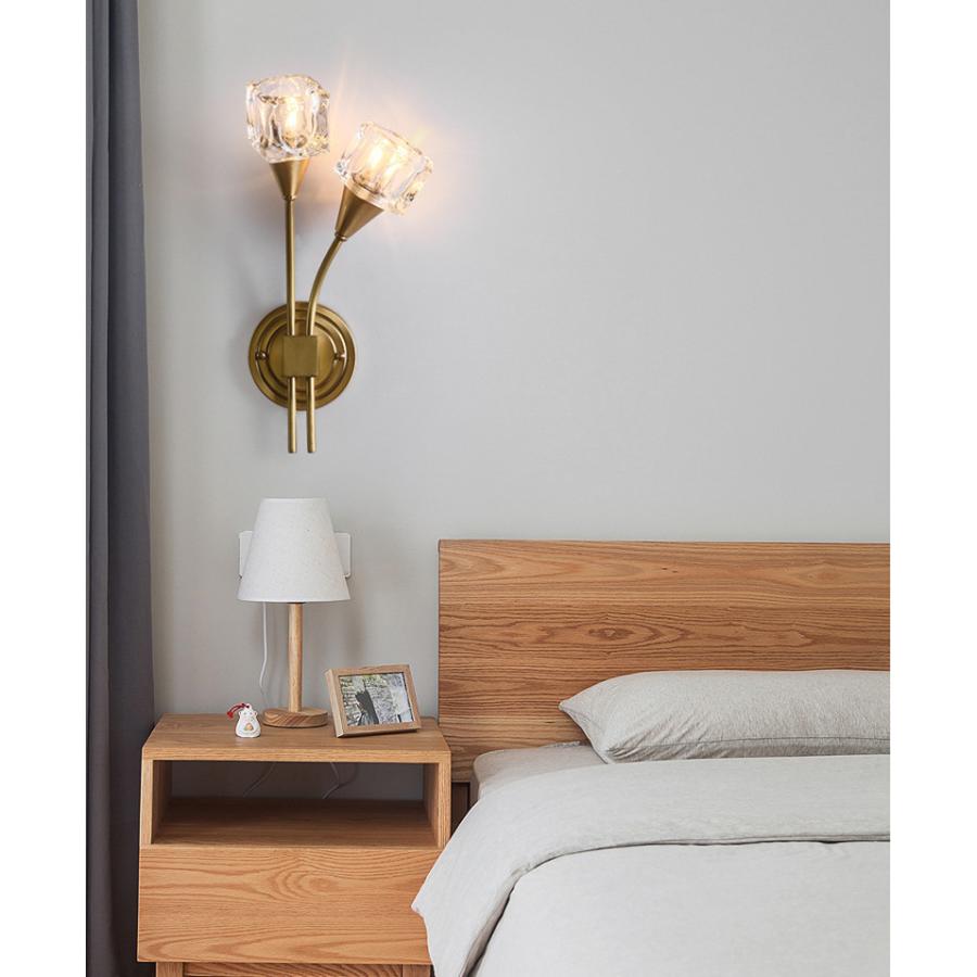 最安値 ベッドランプ 壁掛けライト ブラケットライト 2灯 Led対応 壁掛け照明 寝室 玄関灯 欧米現代室内照明 ホテル カフェ 書斎 ウォールライト 工事必要 真鍮 水晶 肌触りがいい Atempletonphoto Com