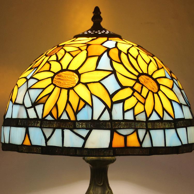 セットアップ テーブルランプ アンティーク卓上照明 新品卓上ランプ おしゃれ 卓上ランプ ステンドグラス レトロ テーブルランプ ステンドグラス おしゃれled対応ガラス工芸 寝室 書斎 照明器具 綺麗な 花柄 豪華 卓上ライト Www Rajfoods Com Au