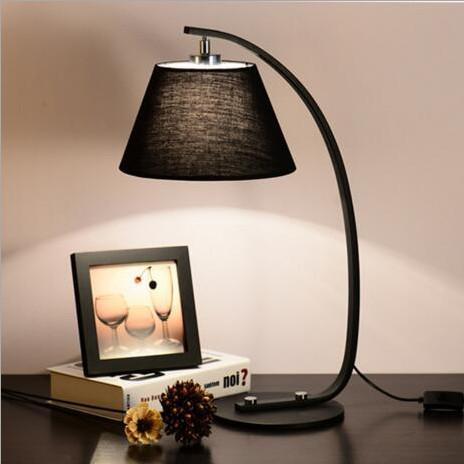 テーブルランプ 北欧 テーブルライト 現代簡約 卓上照明 おしゃれ インテリア ベッドサイド 綺麗 ファション 書斎 寝室 読書灯 おしゃれ Led ベッドサイド スタンドライト Kgctd1051 Kgcストア2号 卓上ランプ デスクライト