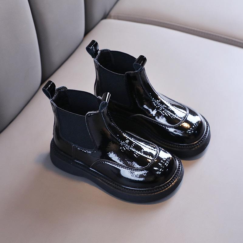 マーチンブーツ キッズ ブーツ ショートブーツ ジュニア 男の子 女の子 キッズ 靴 子供靴 英国風 おしゃれ 春秋冬 革 Pu 高品質 新作 流行 保温 艶有り ブーツ サイズ 33