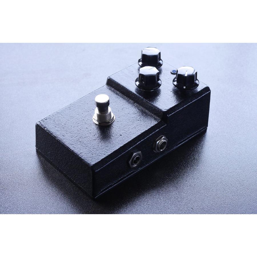 南部鉄器エフェクター 黒船 KUROFUNE FUZZ kgr harmony 黒船 KUROFUNE ファズ《南部鉄器エフェクター》 | kgr harmony