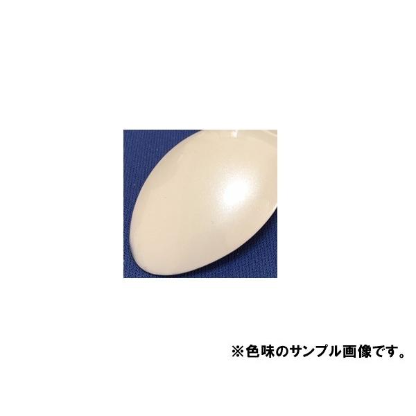 トヨタ　ダイハツ　ホワイトパール　　051 上塗り下塗り合計40本 トヨタ051 スプレー 塗料 ホワイトパールマイカ 上塗り色下塗り色2本