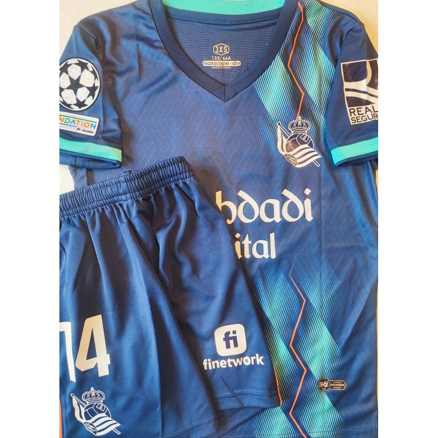 久保建英 ユニフォーム ソシエダ サード 胸プリント変更