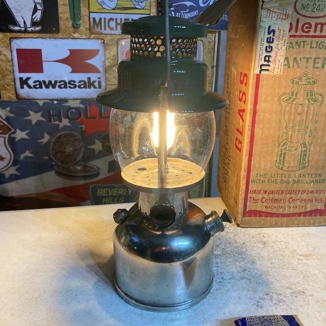 Coleman コールマン ランタン 1950年1月 242C 箱入り美品 Coleman コールマン ランタン 1950年1月 242C 箱入り美品