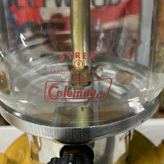コールマン Coleman ランタン 使用頻度少ない 1972年5月 200A704 コールマン Coleman ランタン 使用頻度少ない 1972年5月 200A704