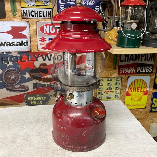 Coleman（コールマン） ランタン 1962年2月 200A バーガンディー 中古