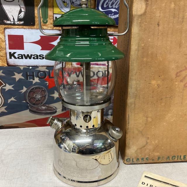 Coleman 【未使用保管品】コールマン ランタン 希少な最初期1954 Coleman 【未使用保管品】コールマン ランタン 希少な最初期1954