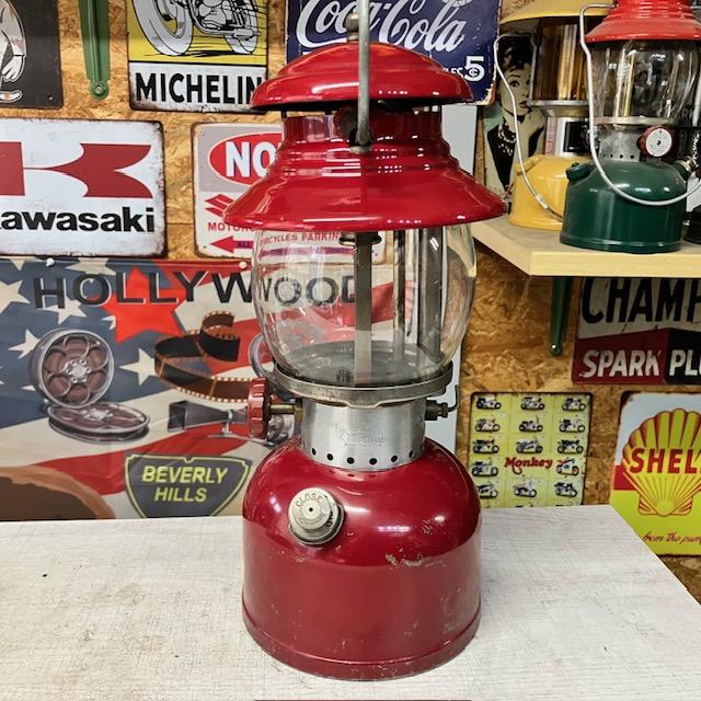 コールマン Coleman ランタン 1962年2月 200A バーガンディー 美品 中古 整備済みの画像