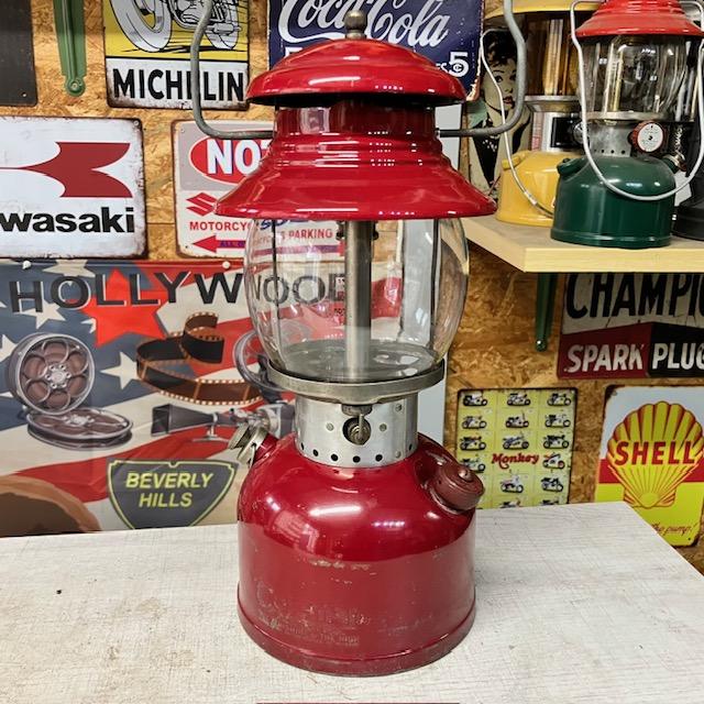 コールマン Coleman ランタン 1962年2月 200A バーガンディー 美品 中古 整備済みの画像