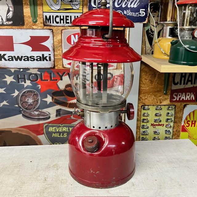 コールマン Coleman ランタン 1962年2月 200A バーガンディー 美品 中古 整備済みの画像