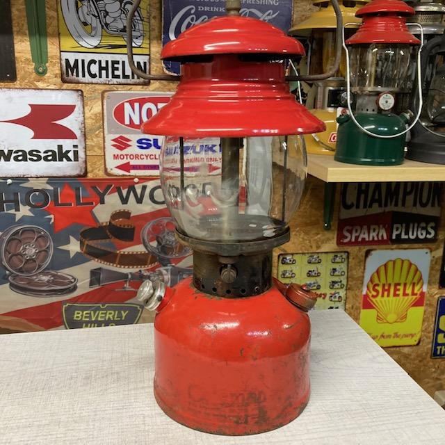 コールマン ツーマントルランタン 220K 1981年8月 ハードケース付き コールマン ツーマントルランタン 220K 1981年8月 ハードケース付き