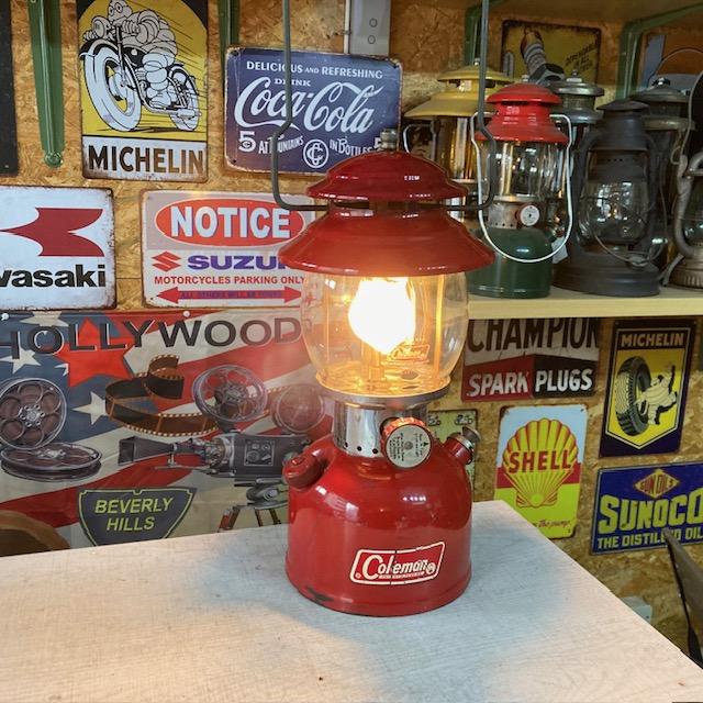 Coleman コールマン ランタン 1970年8月 200A パテペン 整備済み Coleman コールマン ランタン 1970年8月 200A パテペン 整備済み