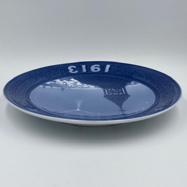 ROYAL COPENHAGEN（ロイヤルコペンハーゲン） イヤープレート 1913年