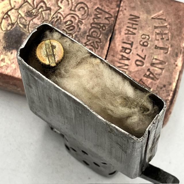 ZIPPO ベトナムジッポー 1969年 ブラス製 ミッキーマウス柄 使えます 【ブック】 ヴェトナムジッポー