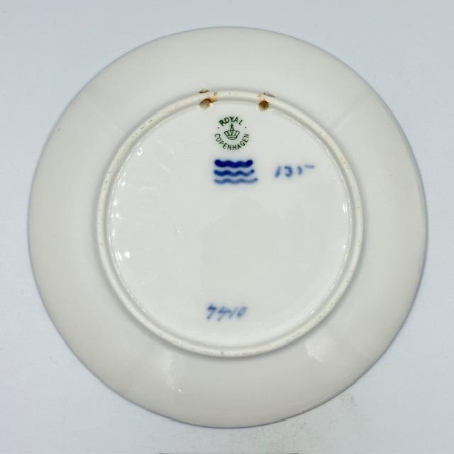 ROYAL COPENHAGEN（ロイヤルコペンハーゲン） イヤープレート 1912年