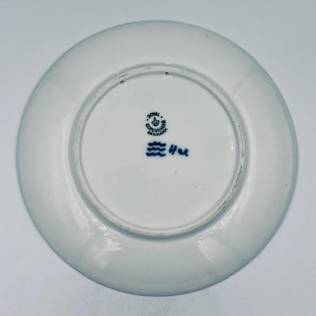 ロイヤルコペンハーゲン　1949年コペンハーゲンの聖母マリアの大聖堂 ロイヤルコペンハーゲン イヤープレート 1949年 コペンハーゲンの聖母