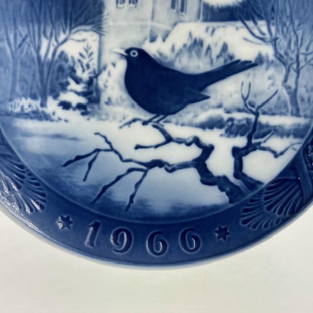 ロイヤルコペンハーゲン イヤープレート 1966 教会の黒鳥 未使用品 ROYAL COPENHAGEN（ロイヤルコペンハーゲン） イヤープレート 1966年
