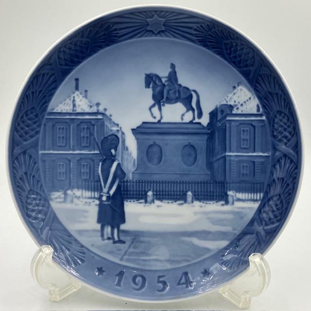 ロイヤルコペンハーゲン・イヤープレート1954年 【公式通販】