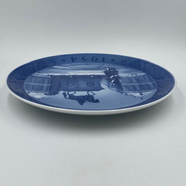 ロイヤルコペンハーゲン イヤープレート 1954年 「Amalienborg Place