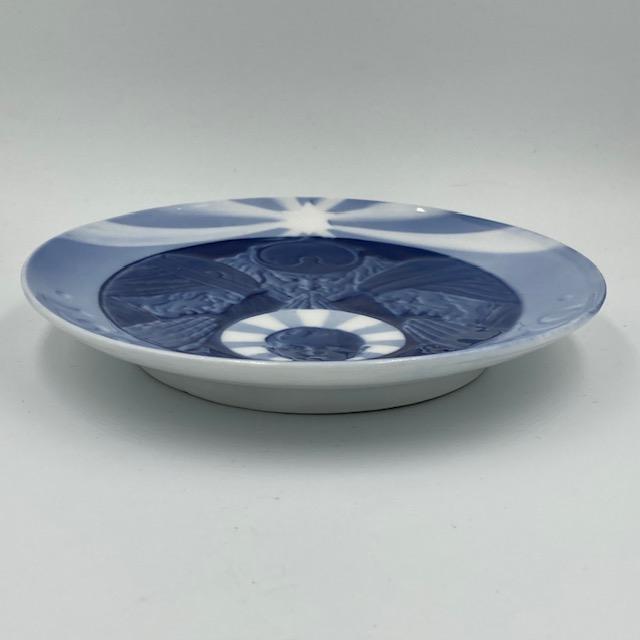 ROYAL COPENHAGEN（ロイヤルコペンハーゲン） イヤープレート 1910年 