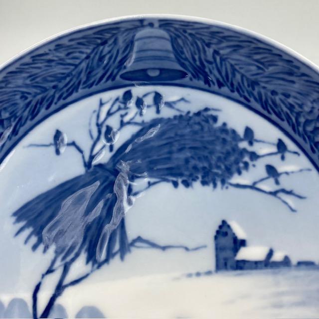 ROYAL COPENHAGEN（ロイヤルコペンハーゲン） イヤープレート 1911年