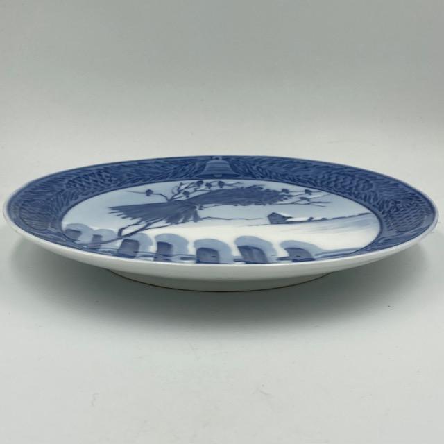 ROYAL COPENHAGEN（ロイヤルコペンハーゲン） イヤープレート 1911年