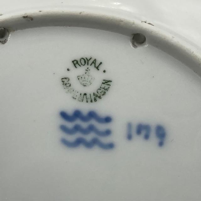 【ロイヤルコペンハーゲン】　１９１８年・イヤープレート　羊飼い ROYAL COPENHAGEN ロイヤルコペンハーゲン イヤープレート 1918